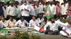 Krishna District: నిలువునా మునిగిన మిర్చి రైతులు