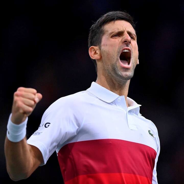 टेनिस स्टार नोवाक जोकोविच (Novak Djokovic) यानं एक नवा विक्रम आपल्या नावे केला आहे. सात वेळा आयटीएफ वर्ल्ड चॅम्पियन बनणारा जोकोविच हा पहिला खेळाडू ठरला आहे. (Photo:@djokovicofficial/Photo)