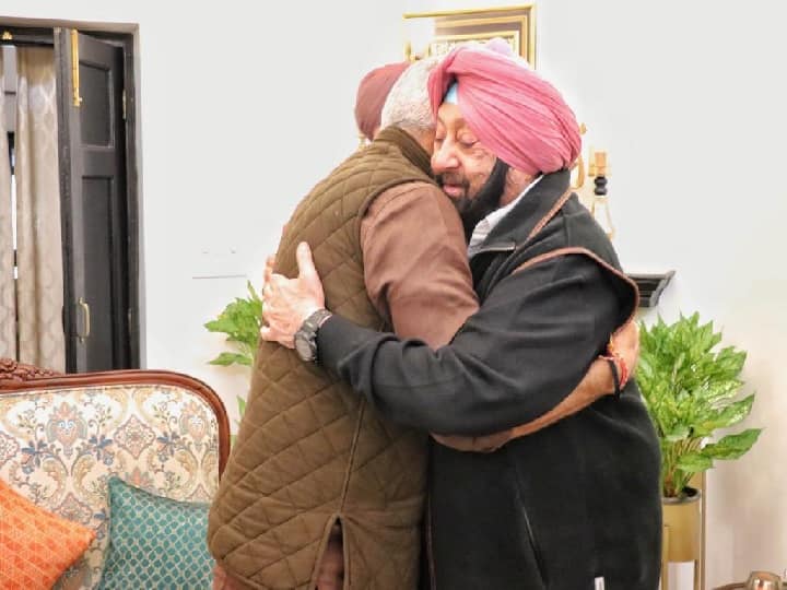 Punjab Assembly Election 2022 former CM Captain Amarinder Singh meeting with state BJP incharge Gajendra Singh Shekhawat BJP-Amarinder Party Alliance: 'हमारी बन रही 101 परसेंट सरकार', बीजेपी के बड़े नेता से मुलाकात के बाद बोले अमरिंदर सिंह