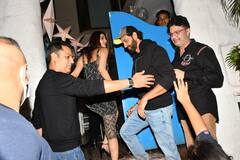 Chandigarh Kare Aashiqui Success Bash: पार्टी में शामिल हुए Hrithik Roshan, Ayushmann Khurrana से लेकर Vani Kapoor का ऐसा दिखा अंदाज