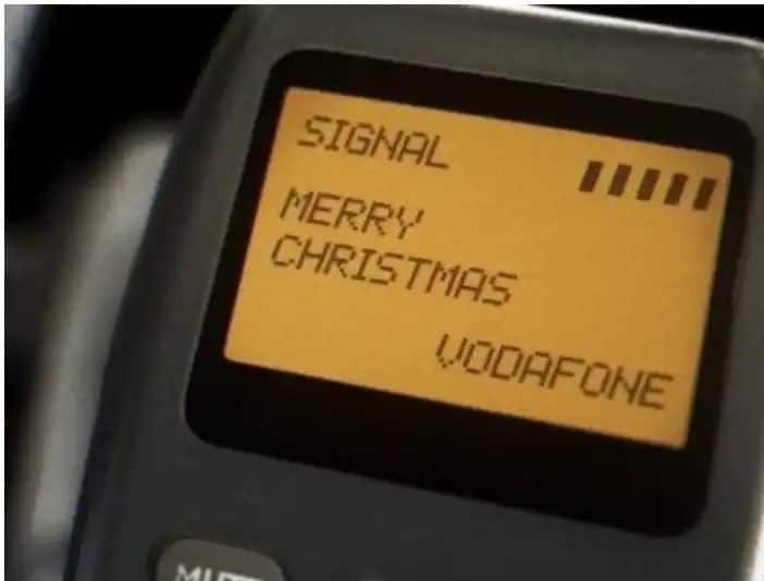 World first SMS Merry Christmas auctioned in Paris for 1 crore Paris में नीलाम किया गया दुनिया का पहला एसएमएस 'Merry Christmas', 1 करोड़ में हुई नीलामी