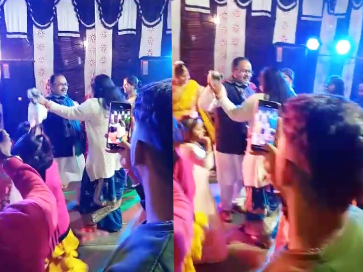 Bihar JDU MLA Gopal Mandal Dance Video With Women Viral On Social Media  Watch Ann | Bihar News: 'आंटी पुलिस बुला लेगी तो यार तेरा कर लेगा हैंडल',  महिला के साथ हाथों