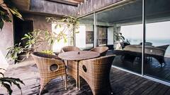 John Abraham Birthday: मुंबई में 75 करोड़ के घर में इतनी शानो शौकत से रहते हैं John Abraham, घर के अंदर की तस्वीरें उड़ा देंगी होश!