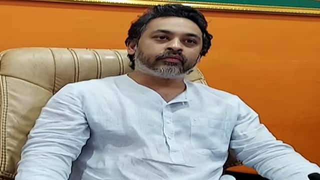 जैतापूर अणुऊर्जा प्रकल्पाला विरोध म्हणजे फक्त शिवसेनेचे खासदार विनायक राऊतांचा विरोध  -निलेश राणे