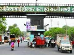 Indore News: लहसुन की कीमत में गिरावट आने से किसानों को लगा झटका, औने-पौने दामों में बेचने को हुए मजबूर