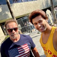 Biggboss Winner: టెర్మినేటర్ హీరో ఆర్నాల్డ్‌తో బిగ్‌బాస్ విన్నర్