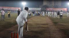 PHOTO : 'ये लगा सिक्सर...!' शाब्दिक फटकेबाजी करणाऱ्या जयंत पाटलांची मैदानातही फटकेबाजी!