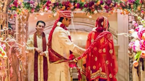 Legal Age of Marriage for Women : मुलींच्या लग्नासाठी वयाची अट वदलणार ? सरकार दरबारी हालचाली सुरू