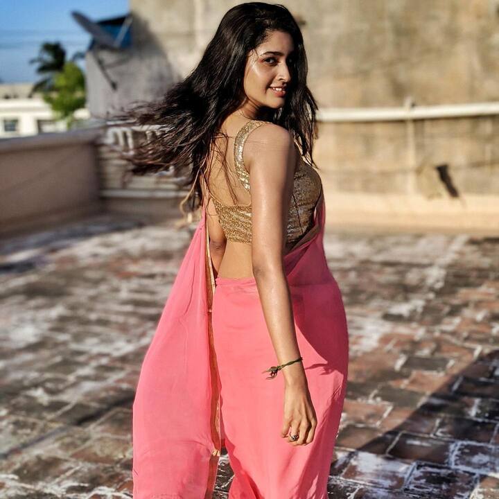 நான் வாழ நீதானே காரணம்  ஹேய் பெண்ணே உன்னோடு இன்றே சேரனும்