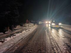 Fresh Snowfall Manali: ਮਨਾਲੀ 'ਚ ਸੀਜ਼ਨ ਦੀ ਪਹਿਲੀ ਬਰਫਬਾਰੀ, ਚਿੱਟੀ ਚਾਦਰ 'ਚ ਲਪੇਟਿਆ ਮਾਲ ਰੋਡ ਦੀਆਂ ਤਸਵੀਰਾਂ