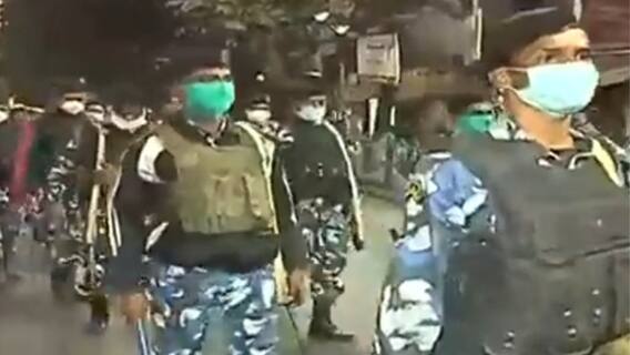 KMC Election 2021: পুরভোটের আগেই কলকাতা পুলিশের বিভিন্ন থানা এলাকায় চলছে পুলিশের রুটমার্চ। Bangla News