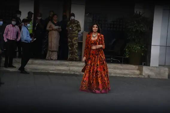 অন্তর্বর্তী জামিন চেয়ে বম্বে হাইকোর্টে আবেদন করেছিলেন রাজ কুন্দ্রা। জানিয়েছিলেন, এই পর্ন কাণ্ডে তাঁকে ফাঁসানো হয়েছে।