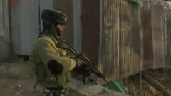 J&K: श्रीनगर में सुरक्षाबलों से मुठभेड़ में एक आतंकी ढेर, सर्च ऑपरेशन जारी