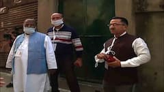 KMC Election 2021: বেলগাছিয়ায় BJP এজেন্টকে বুথে বসতে 'বাধা-মারধর', অভিযোগের তির TMC-র দিকে | Bangla News