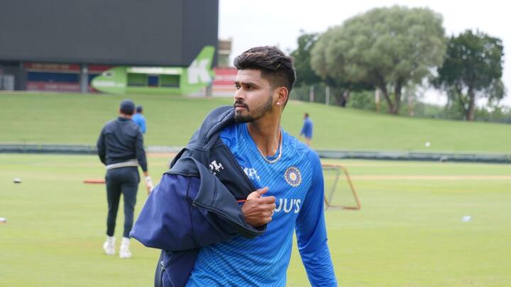 প্রথম টেস্টের আগে প্রস্তুতিতে নেমে পড়লেন ভারতীয় ক্রিকেটাররা। দেখা গেল শ্রেয়স আইয়ারকে।