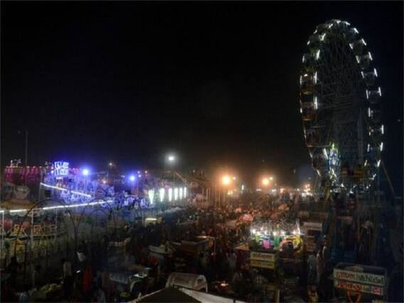 Ujjain News: उज्जैन के कार्तिक मेले में होने वाला मुशायरा 24 घंटे पहले अचानक रद्द, 50 साल पुरानी परंपरा टूटी Ujjain News: उज्जैन के कार्तिक मेले में होने वाला मुशायरा 24 घंटे पहले अचानक रद्द, 50 साल पुरानी परंपरा टूटी
