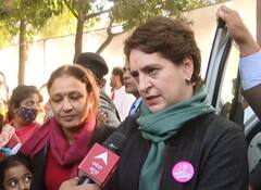 फिल्मी सेट की तरह होते हैं प्रधानमंत्री के कार्यक्रम- Priyanka Gandhi का PM Modi पर निशाना
