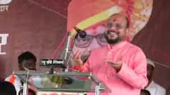 Gulabrao Patil : 'धरणगावात हेमा मालिनीच्या गालासारखे रस्ते', खडसेंवर टीका करताना गुलाबरावांचं वक्तव्य