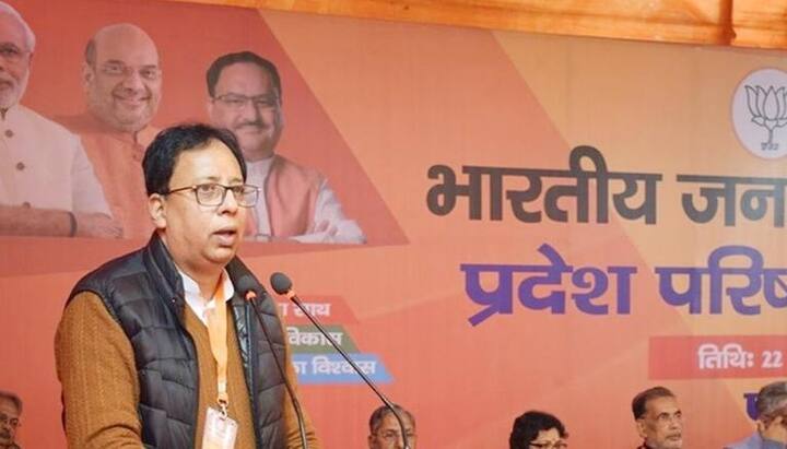 संजय जायसवाल बिहार बीजेपी के बड़े नाम हैं. वह पश्चिमी चंपारण से पार्टी के लोकसभा सांसद भी हैं. संजय जायसवाल ने पटना मेडिकल कॉलेज से एमबीबीएस और एमडी की पढ़ाई की और फिर कई साल तक प्रैक्टिस भी करते रहे.