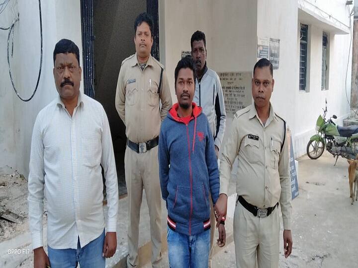 Jashpur rape case: jashpur police arrested rape accused from ambikapur in chhattisgarh ann Jashpur News: शादी समारोह में युवती को प्रेमजाल में फंसाया और अम्बिकापुर में ले जाकर किया रेप, अब हुआ गिरफ्तार