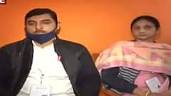 KMC Election 2021: ৩৫ নং ওয়ার্ডে BJP প্রার্থীকে 'মারধর', ভোট দিতে 'বাধা' | Bangla News