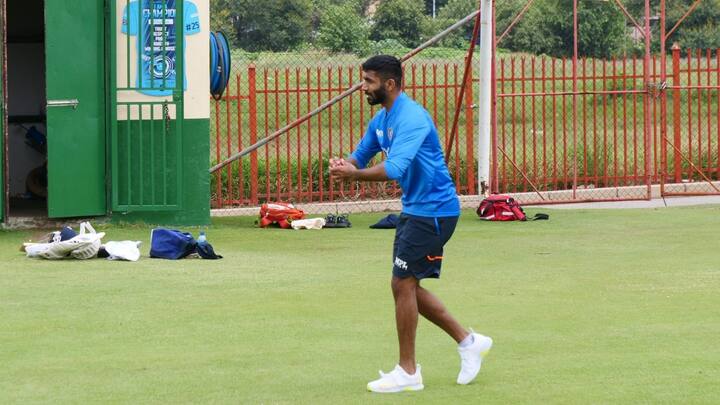 আগামী ২৬ ডিসেম্বর থেকে শুরু দক্ষিণ আফ্রিকার বিরুদ্ধে ভারতের প্রথম টেস্ট। ৩ ম্যাচের টেস্ট সিরিজ খেলবে ২ দল।