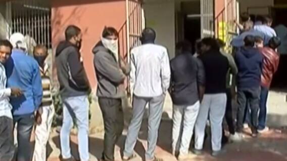 ગાંધીનગરઃ આદરજ ગામમાં મતદાનની કેવી છે સ્થિતિ?, જુઓ અહેવાલ