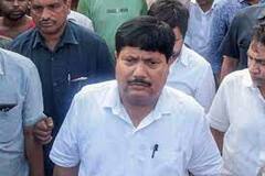 KMC Election 2021: 'এখানে তো ভোট নেই, এখানে আটকাচ্ছেন কেন? শুভেন্দুর বাড়ি ঘেরাও প্রসঙ্গে অর্জুন সিংহ| Bangla News