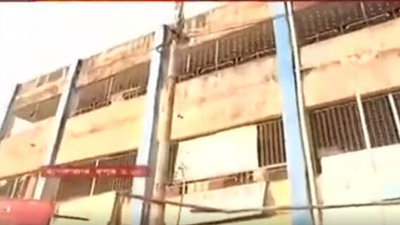 KMC Election 2021: বাগবাজারে ৭ নম্বর ওয়ার্ডে ব্রজেস ঝাঁ-এর বিরুদ্ধে ভোটদানে বাধার অভিযোগ| Bangla News