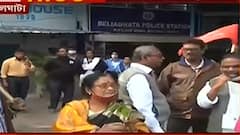 KMC Election 2021: সিপিএম প্রার্থীর এজেন্টের মুখ ফাটিয়ে দেওয়ার অভিযোগ, প্রতিবাদে বেলেঘাটা থানা ঘেরাও। Bangla News