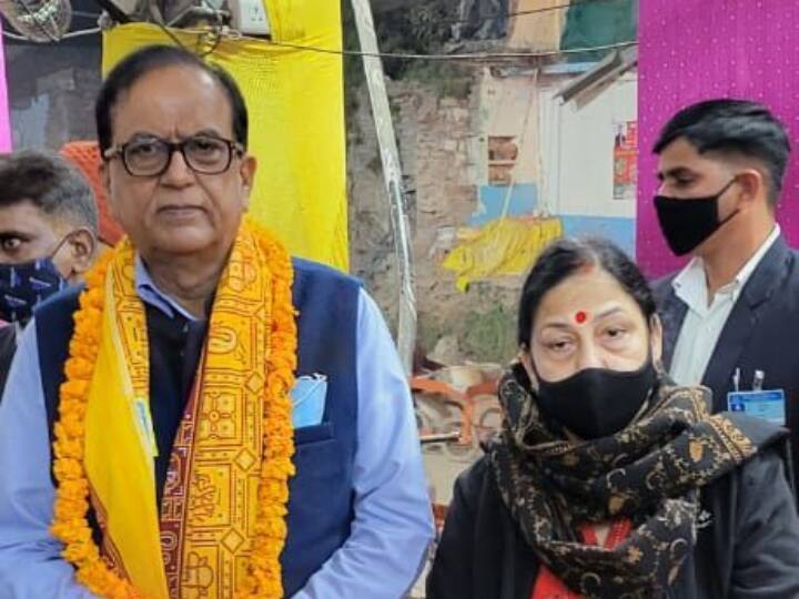 UP Election 202: BSP Leader Satish Chandra Misra Attacks CM Yogi Over temple priest ANN 'CM Yogi ब्राह्मण पुजारियों को हटा कर नाथ संप्रदाय के लोगों को रखना चाहते हैं', BSP नेता सतीश चंद्र मिश्रा ने किया दावा