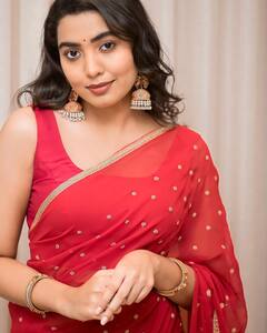 Shivathmika Rajashekar: క్లాసీ అండ్ స్టైలిష్ లుక్ లో మన 'దొరసాని'