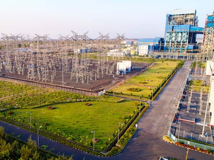 Adani Completes 897 Circuit Km Power Transmission Line In UP, One Of India's Longest Adani Completes 897 Circuit Km Power Transmission Line In UP, One Of India's Longest