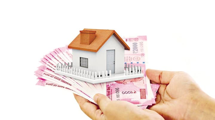 पंजाब नेशनल बैंक के ई-ऑक्शन में आपको 13022 रेजिडेंशियल प्रापर्टी, 2991 कॉमर्शियल प्रापर्टी, 1498 इंडस्ट्रीयल प्रापर्टी और 103 एग्रीकल्चर प्रापर्टी के लिए बोली लगा सकते हैं.