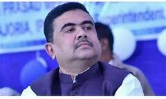 Suvendu Adhikari: শুভেন্দুর তৃণমূল ছাড়ার একবছর পূর্তিতে মিষ্টি বিলি তৃণমূল কর্মীদের| Bangla News