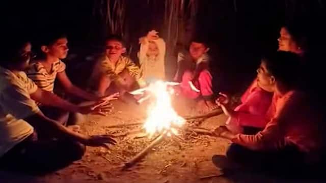 Maharashtra winter : Parabhi जिल्हा थंडीने गारठला,जिल्ह्याचे तापमान 10 अंशाखाली : Abp Majha