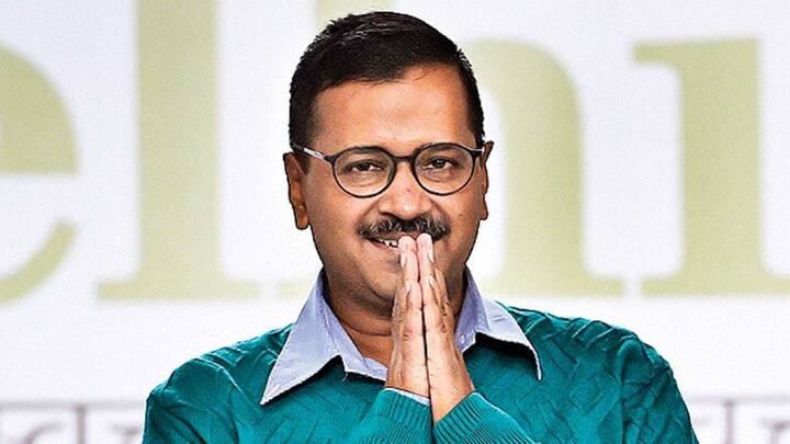 अरविंद केजरीवाल दिल्ली के मुख्यमंत्री हैं. राजनीति में आने से पहले वह आईआरएस अधिकारी के तौर पर काम कर चुके थे. केजरीवाल ने इंजीनियरिंग की पढ़ाई की है. उन्होंने आईआईटी खड़गपुर से मैकेनिकल इंजीनियरिंग में ग्रेजुएशन किया था. 