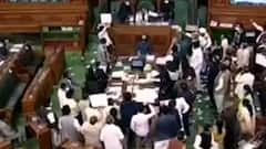 चुनाव सुधार बिल पर विपक्ष को एतराज क्यों?, जाने इसके मायने.. | Master Stroke