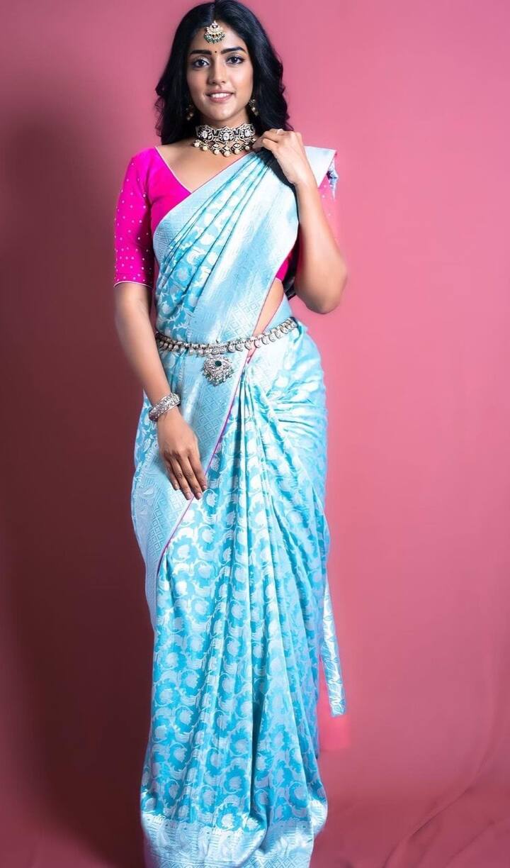 அழகே அழகே எனக்கென்று உலகத்தில் இடம் ஒன்று வேண்டும்