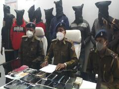 Crime News: झारखंड के देवघर में पुलिस को मिली बड़ी कामयाबी, 11 साइबर अपराधी गिरफ्तार