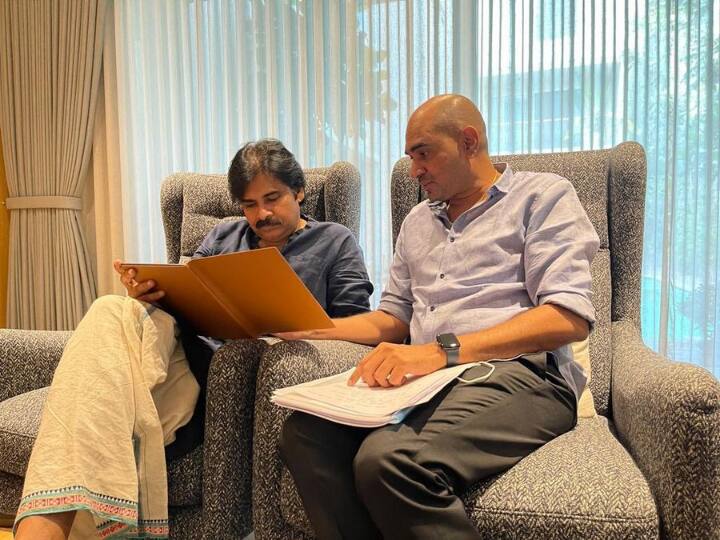 Director Krish Jagarlamudi met Pawan Kalyan and shares latest update about Hari Hara Veera Mallu Pawan Kalyan: ప‌వ‌న్ క‌ల్యాణ్‌తో క్రిష్ మీటింగ్‌... 'హ‌రి హ‌ర వీర‌మ‌ల్లు' గురించి కొత్త అప్‌డేట్‌!