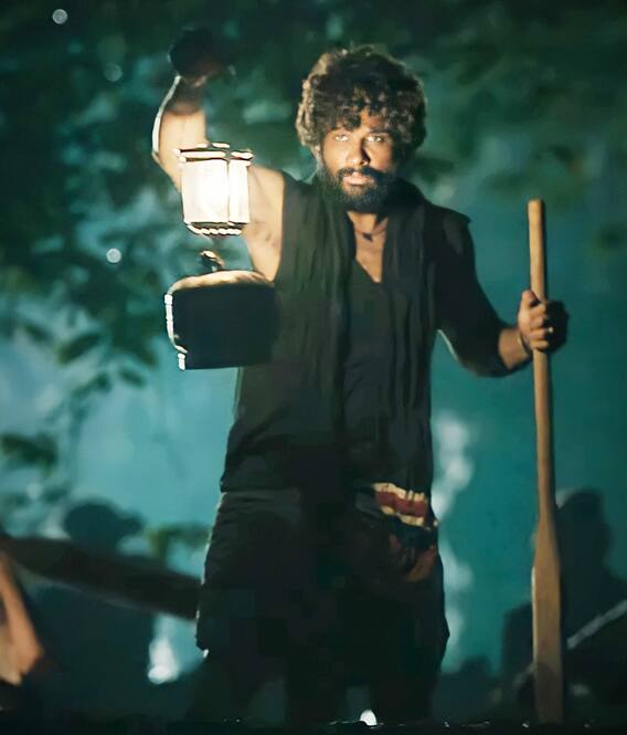 'పుష్ప' సినిమాకి ఎవరెంత తీసుకున్నారంటే.. 