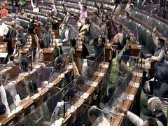 Election Laws Amendment Bill: चुनाव सुधार को लेकर लोकसभा में विपक्ष बनाम मोदी सरकार, संसद में बिल पर चले तर्कों के तीर