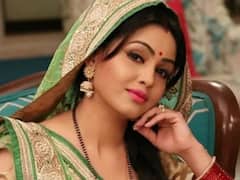 Bhabiji Ghar Par Hain: कभी 300 रुपये थी पहली सैलरी, अब Angoori Bhabhi की एक दिन की कमाई जानकर दंग रह जाएंगे!