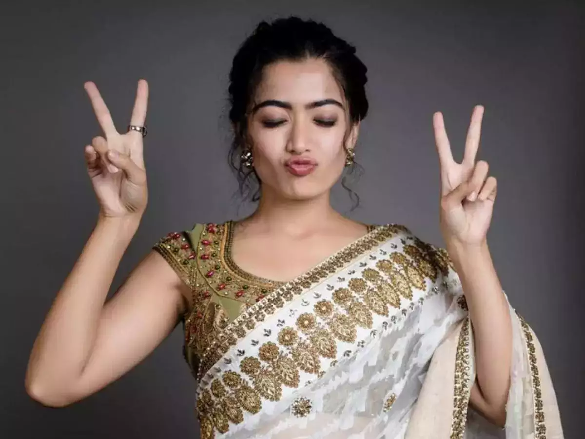 Rashmika Mandanna | `சினிமாவுல நடிக்கணும்னு ஆசையா? இதை யோசிச்சுக்கோங்க..  எச்சரிக்கும் ராஷ்மிகா மந்தனா...