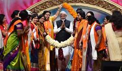 PM Modi in Prayagraj: प्रयागराज में आज होगा मातृ शक्ति महाकुंभ, महिलाओं से संवाद कर 1000 करोड़ की सौगात देंगे पीएम मोदी