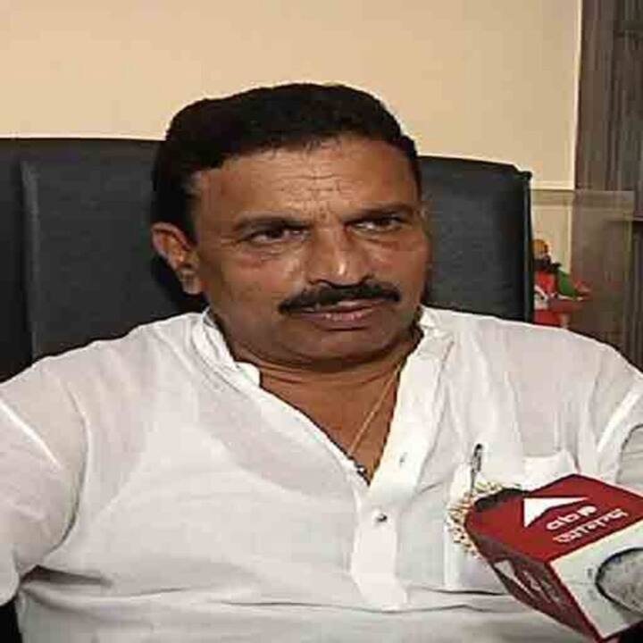 ৪৫ নম্বর ওয়ার্ডে ১,৯৫৬ ভোটে জয়ী কংগ্রেস প্রার্থী সন্তোষ পাঠক