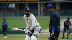 South Africa vs India: কোচ দ্রাবিড়ের সামনেই ব্যাটসম্যান দ্রাবিড়ের টপকে যাওয়ার সুযোগ বিরাটের সামনে