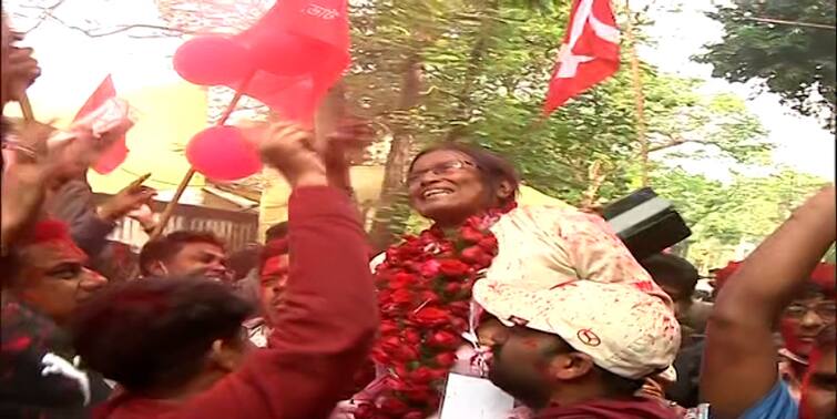 KMC Election Result 2021: CPI Candidate Madhuchhanda deb win on ward number 92 KMC Poll Result 2021: শহরজুড়ে সবুজ ঝড়ের মাঝেও ৯২ নম্বর ওয়ার্ডে দুর্গ অটুট বামেদের