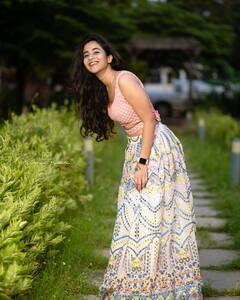 Deepthi Sunaina Photos: షన్ను ఓడినా దీప్తి స్పీడు మాత్రం తగ్గట్లేదుగా